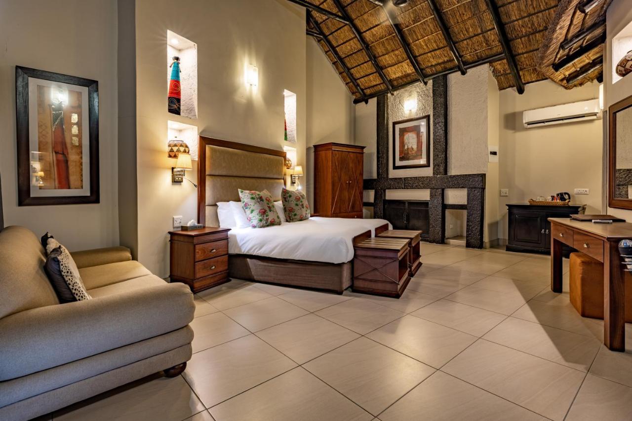 Zulu Nyala Game Lodge Хлухлуве Экстерьер фото