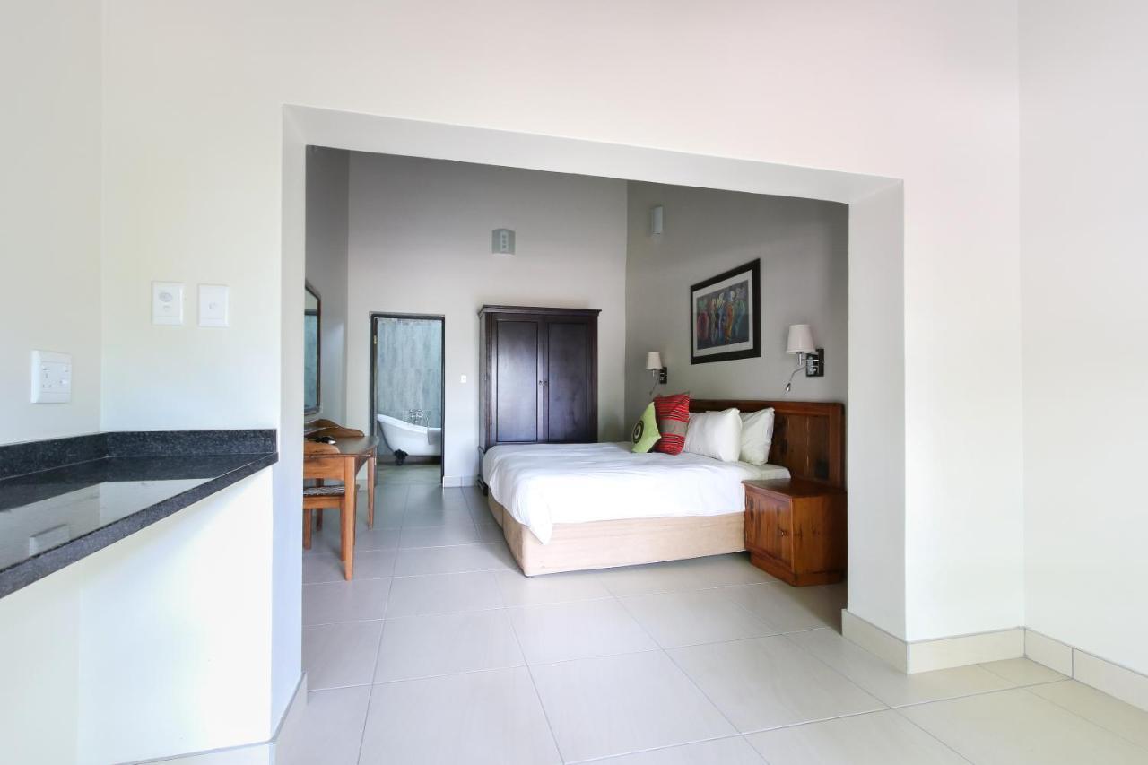 Zulu Nyala Game Lodge Хлухлуве Экстерьер фото
