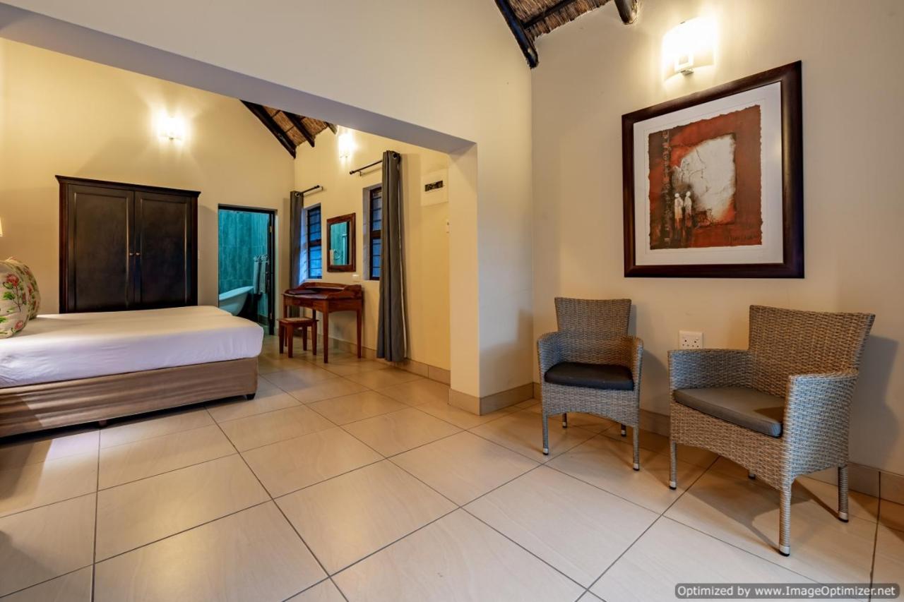 Zulu Nyala Game Lodge Хлухлуве Экстерьер фото