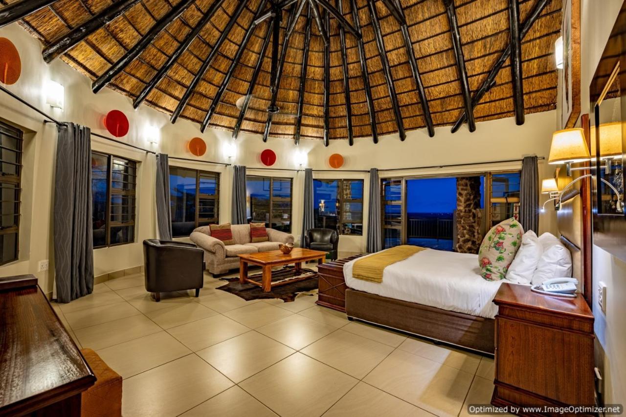 Zulu Nyala Game Lodge Хлухлуве Экстерьер фото
