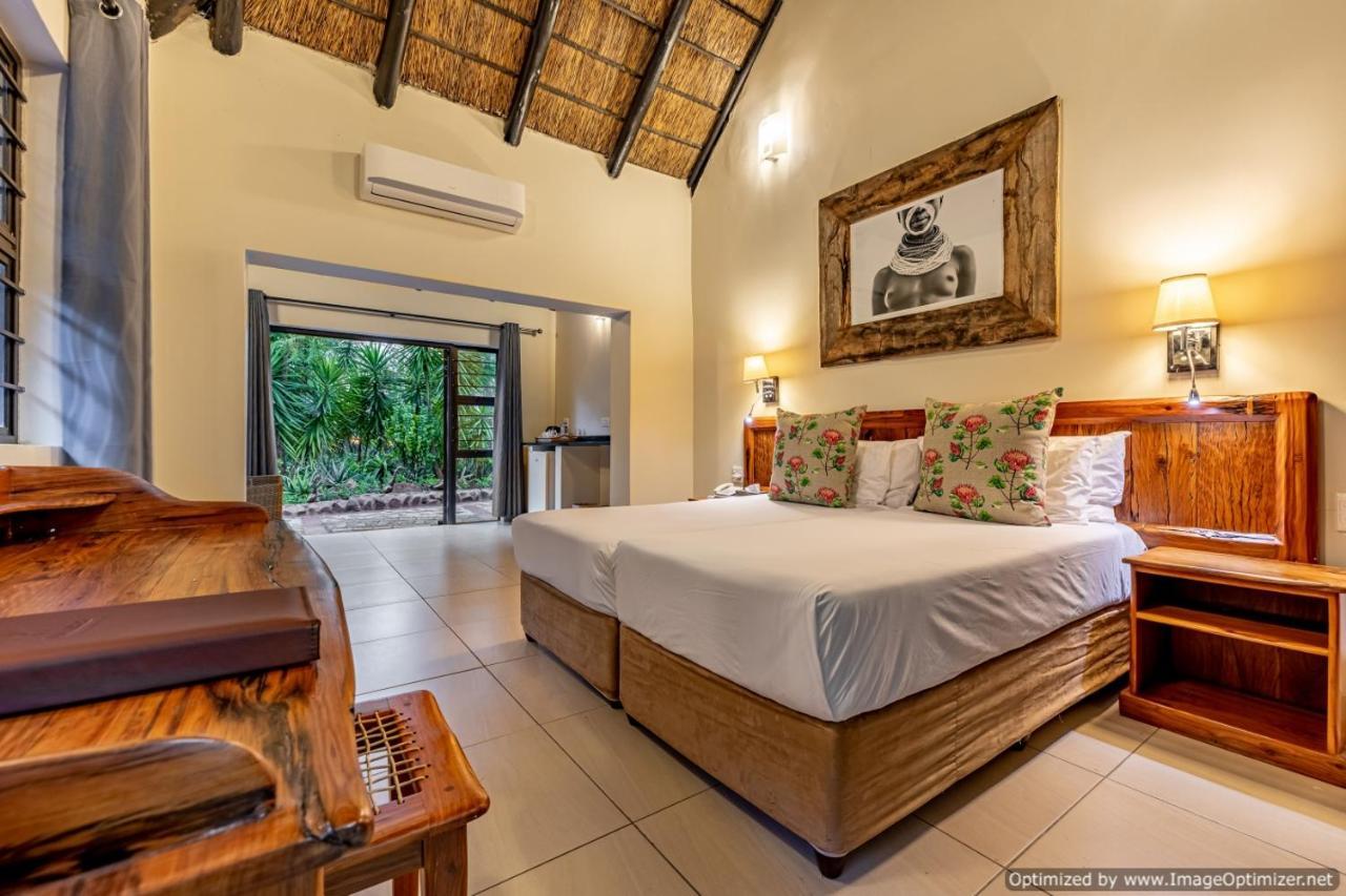 Zulu Nyala Game Lodge Хлухлуве Экстерьер фото