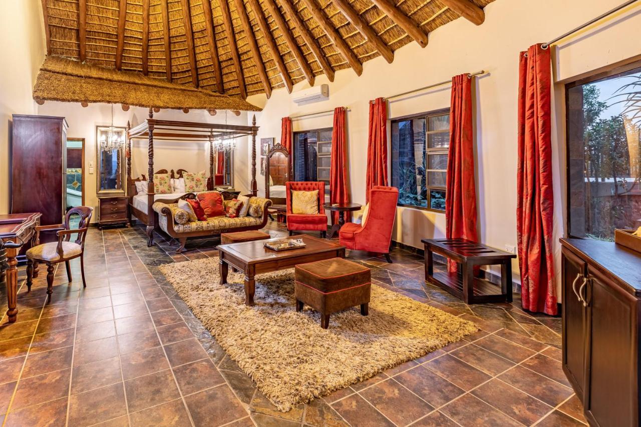 Zulu Nyala Game Lodge Хлухлуве Экстерьер фото